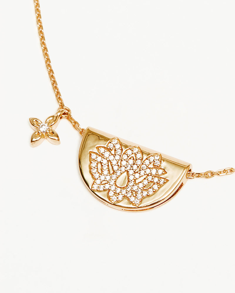 By Charlotte Live In Light Lotus Necklace,18k Gold Vermeil